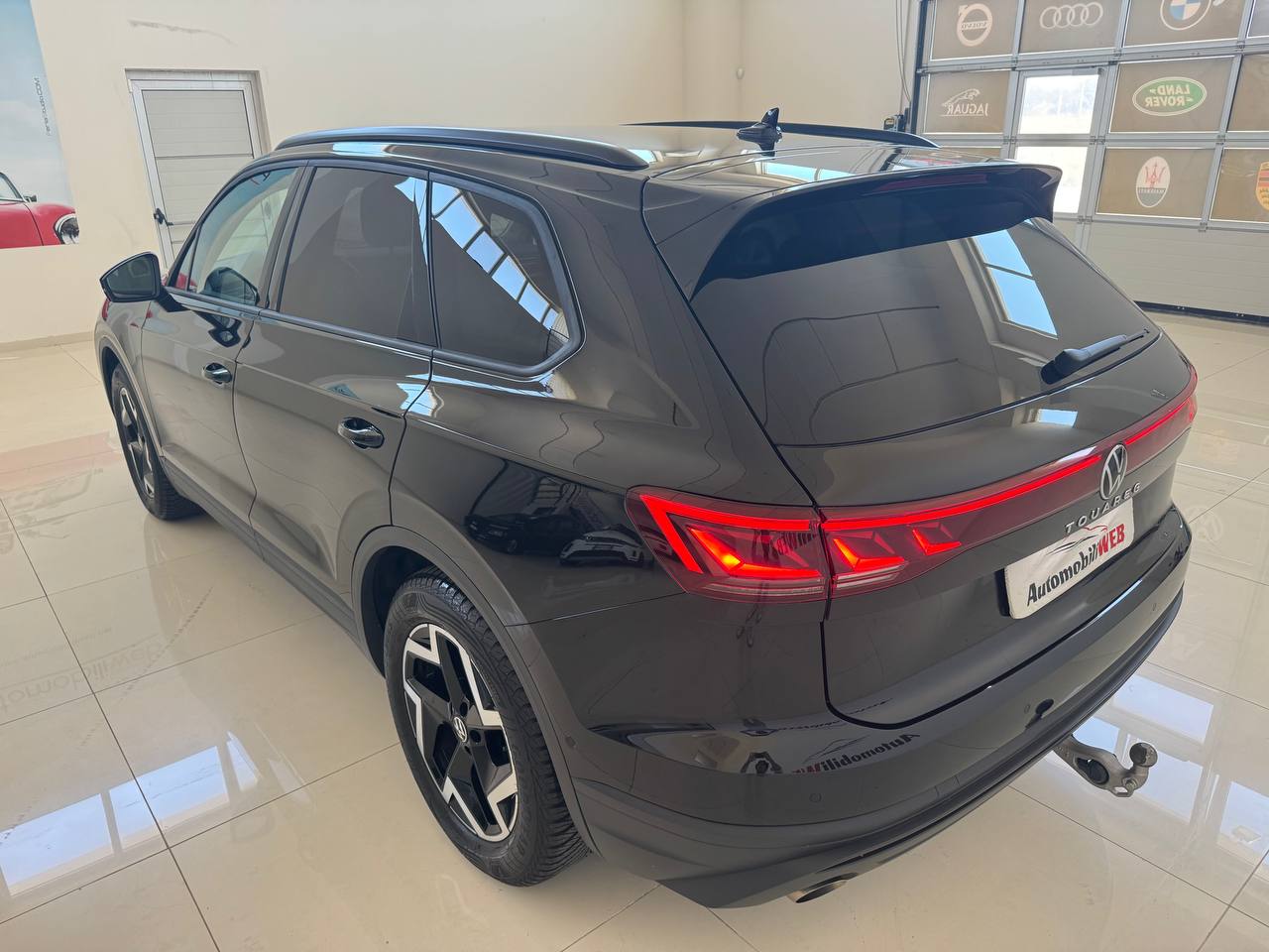 VOLKSWAGEN TOUAREG 3.0 231