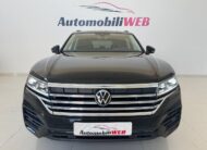 VOLKSWAGEN TOUAREG 3.0 231