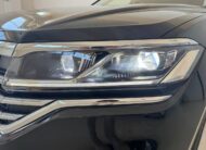 VOLKSWAGEN TOUAREG 3.0 231