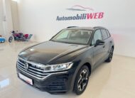 VOLKSWAGEN TOUAREG 3.0 231