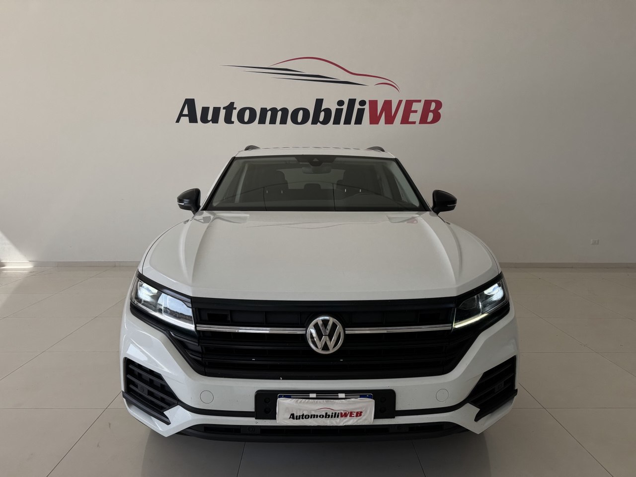 VOLKSWAGEN TOUAREG 3.0 231 BLACK STYLE
