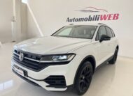 VOLKSWAGEN TOUAREG 3.0 231 BLACK STYLE