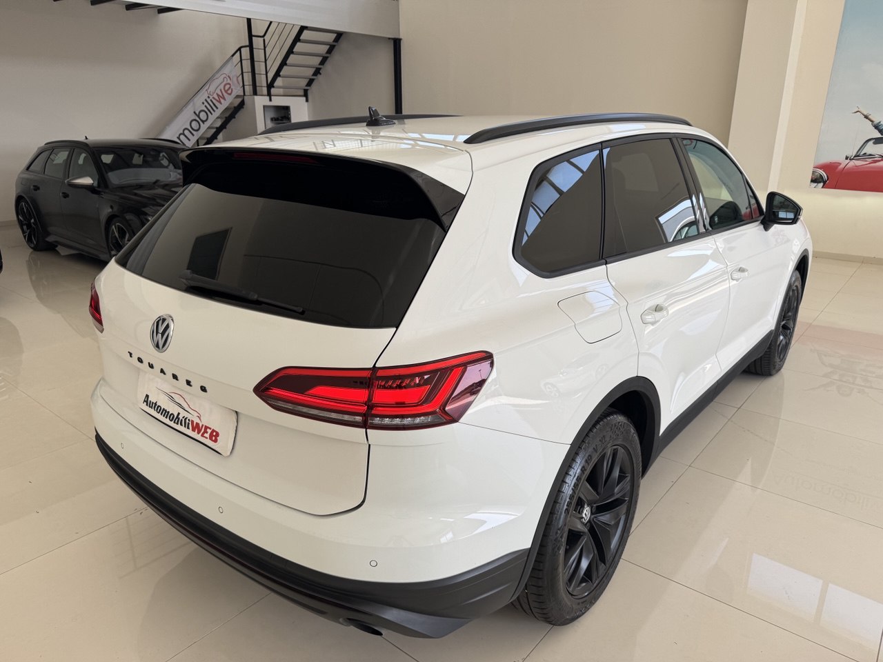 VOLKSWAGEN TOUAREG 3.0 231 BLACK STYLE