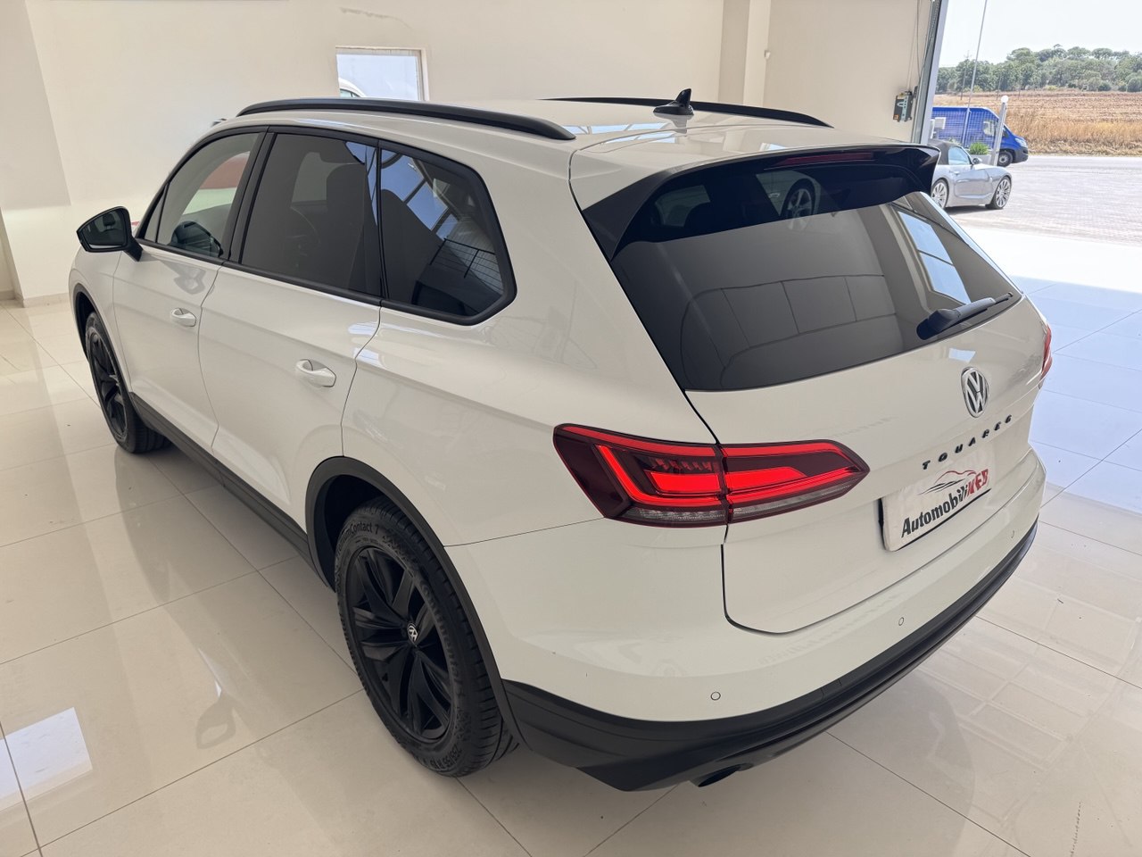 VOLKSWAGEN TOUAREG 3.0 231 BLACK STYLE