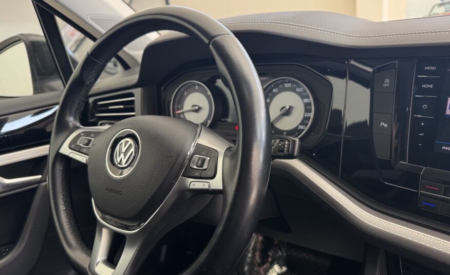 VOLKSWAGEN TOUAREG 3.0 231 BLACK STYLE