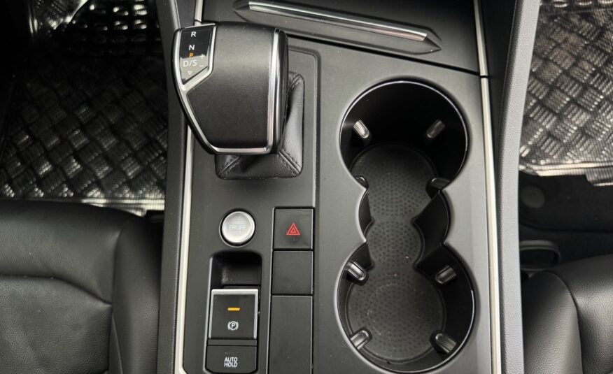 VOLKSWAGEN TOUAREG 3.0 231 BLACK STYLE