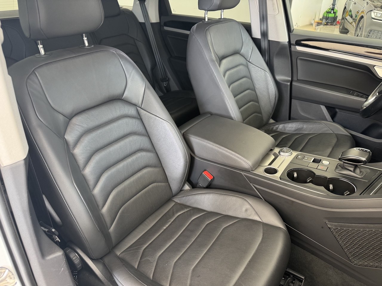VOLKSWAGEN TOUAREG 3.0 231 BLACK STYLE