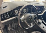 VOLKSWAGEN TOUAREG 3.0 231 BLACK STYLE