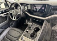 VOLKSWAGEN TOUAREG 3.0 231 BLACK STYLE