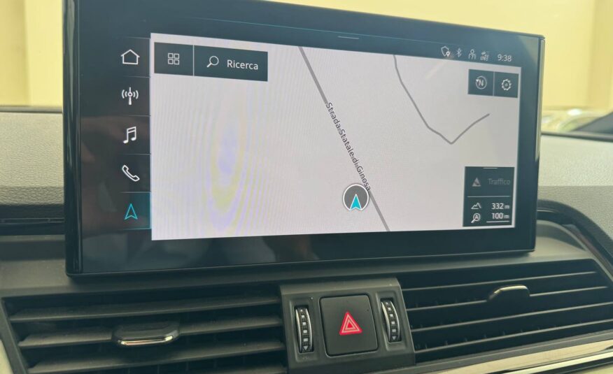 AUDI Q5 SPORTBACL S-LINE IDENTITY BLACK