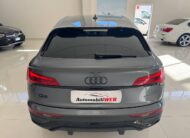 AUDI Q5 SPORTBACL S-LINE IDENTITY BLACK