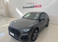 AUDI Q5 SPORTBACL S-LINE IDENTITY BLACK