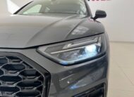 AUDI Q5 SPORTBACL S-LINE IDENTITY BLACK