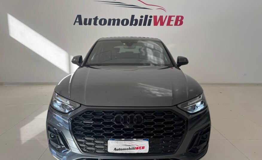 AUDI Q5 SPORTBACL S-LINE IDENTITY BLACK