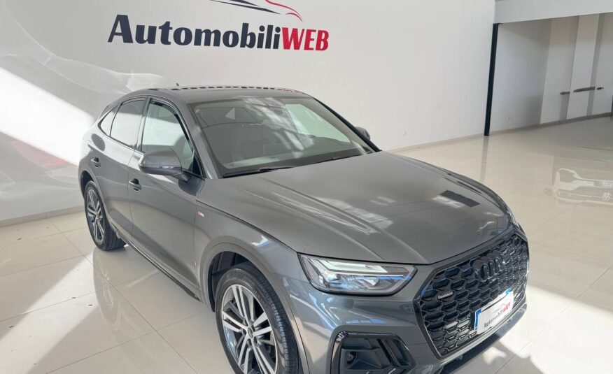AUDI Q5 SPORTBACL S-LINE IDENTITY BLACK