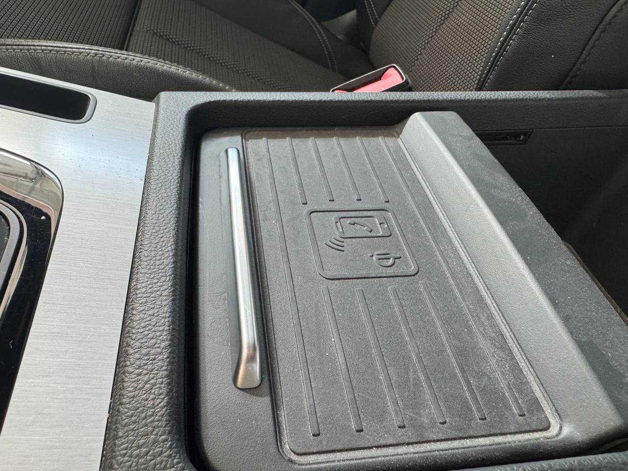 AUDI Q5 SPORTBACL S-LINE IDENTITY BLACK