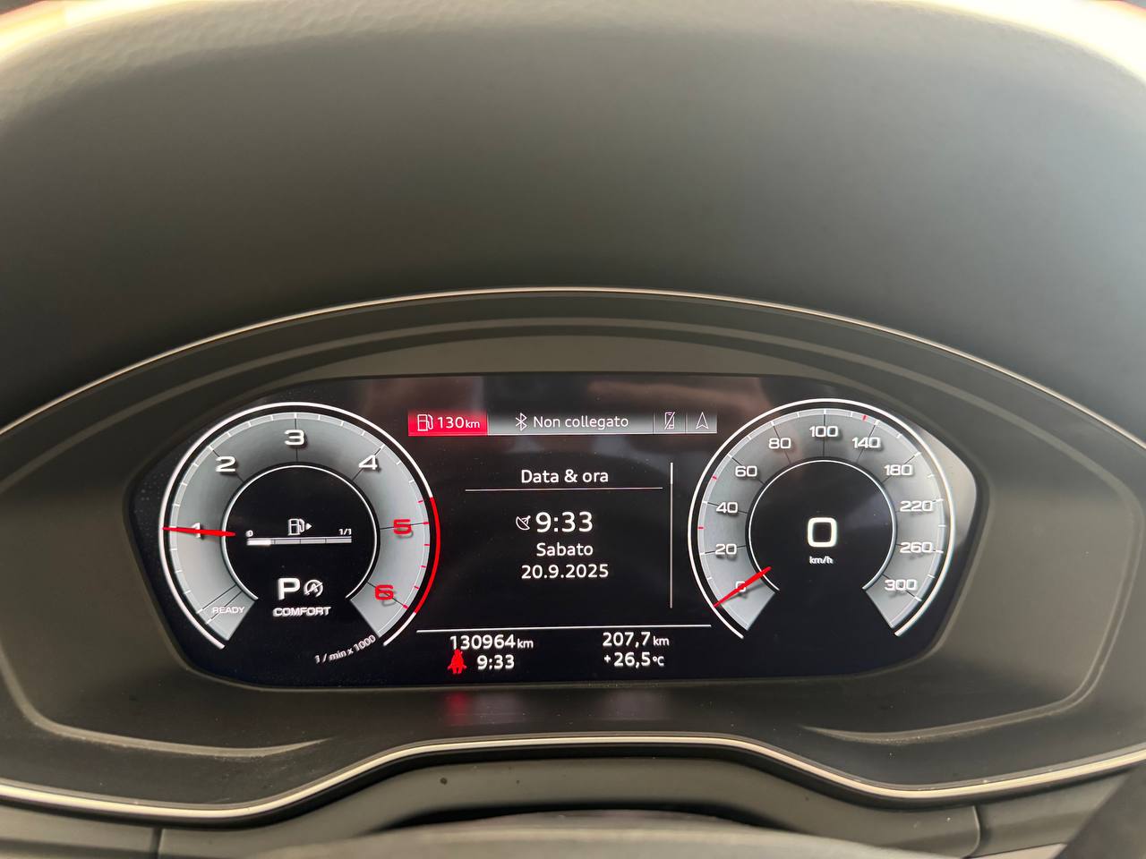 AUDI Q5 SPORTBACL S-LINE IDENTITY BLACK