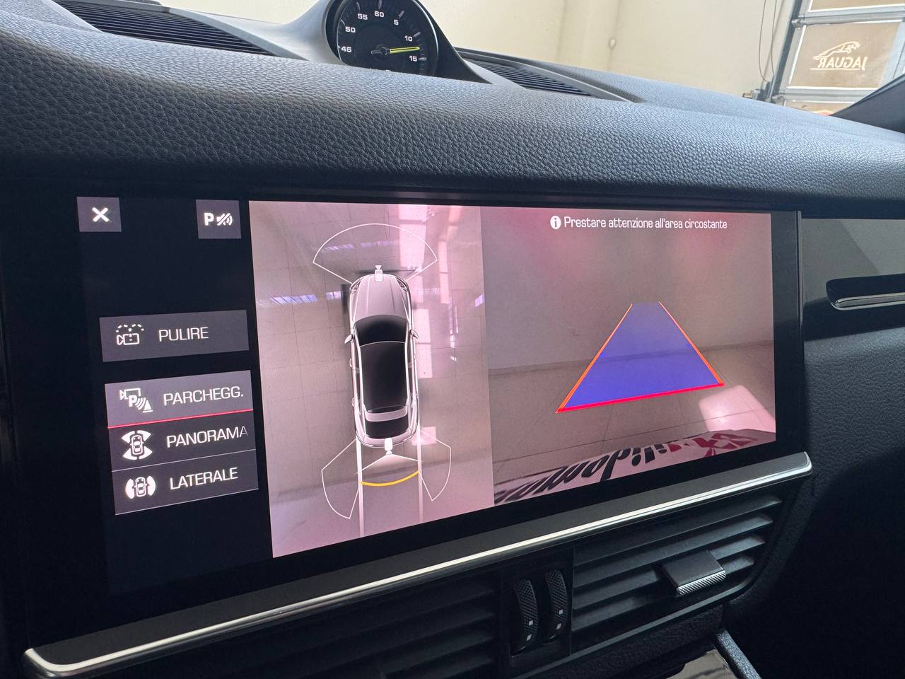 PORSCHE CAYENNE COUPE’ E-HYBRID