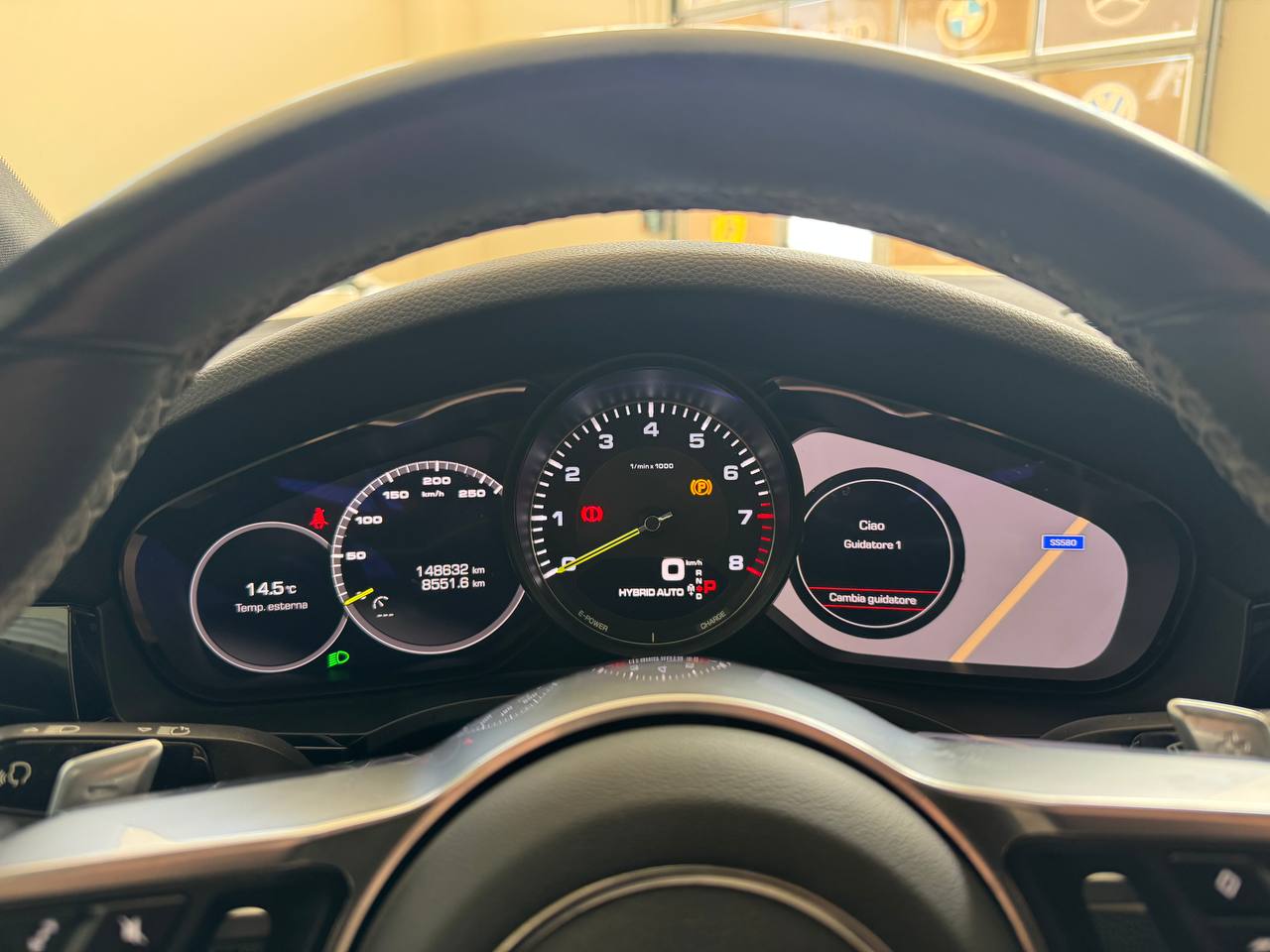 PORSCHE CAYENNE COUPE’ E-HYBRID