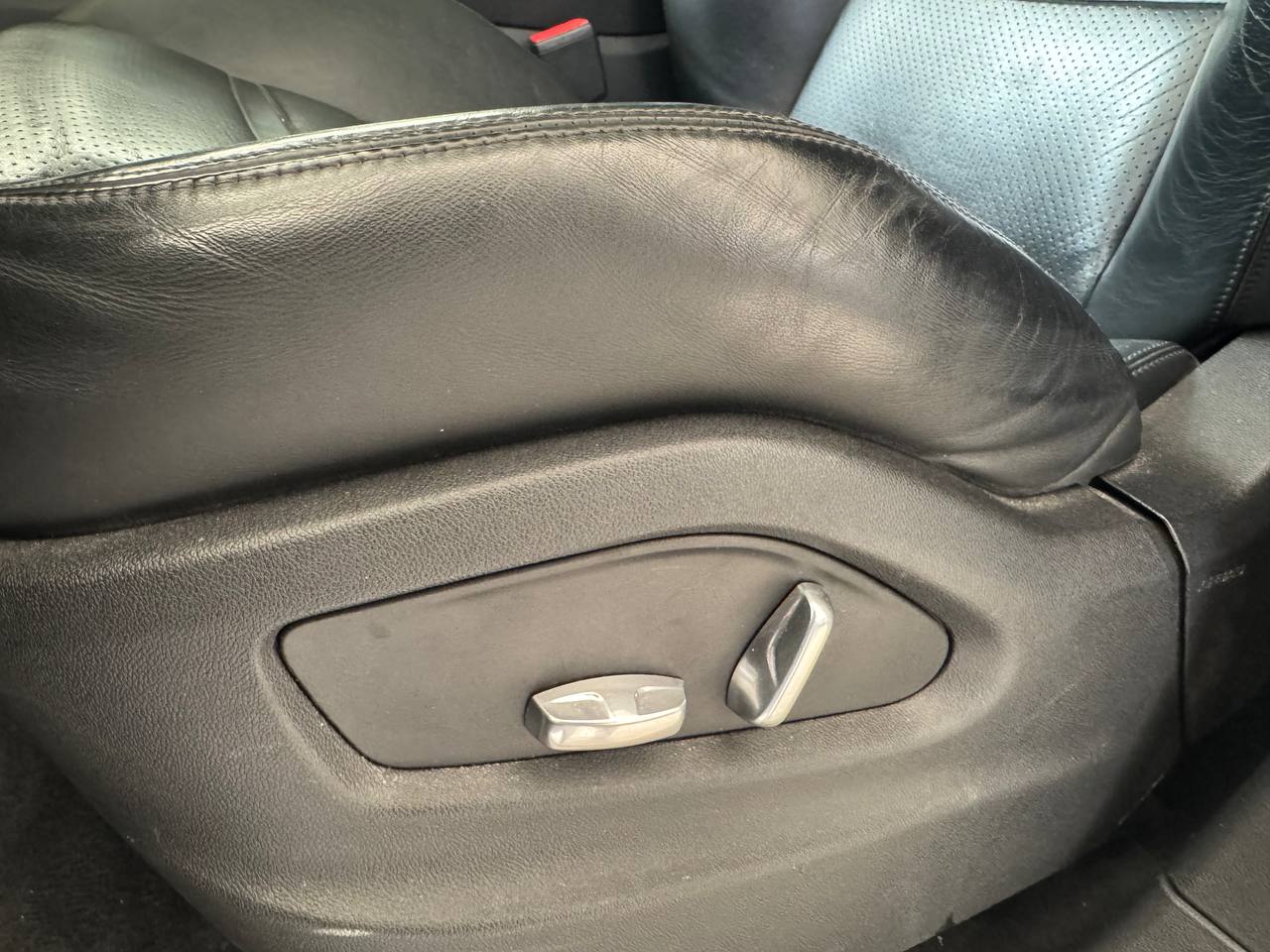 PORSCHE CAYENNE COUPE’ E-HYBRID