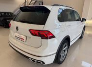 VOLKSWAEN TIGUAN R-LINE