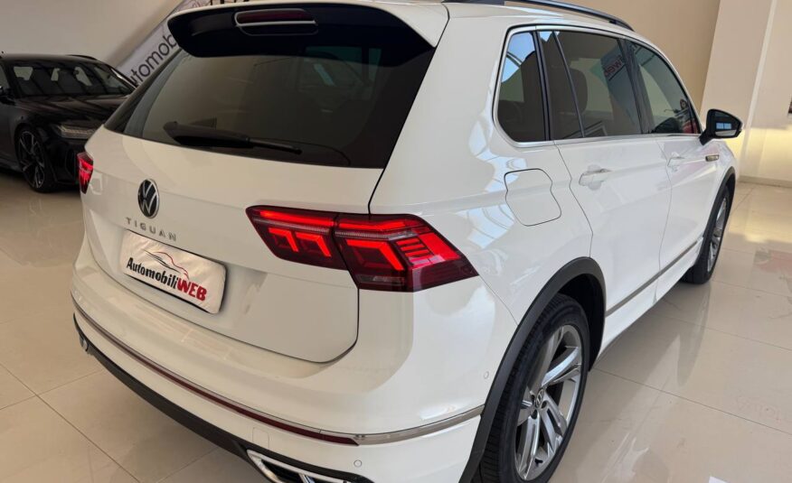 VOLKSWAEN TIGUAN R-LINE