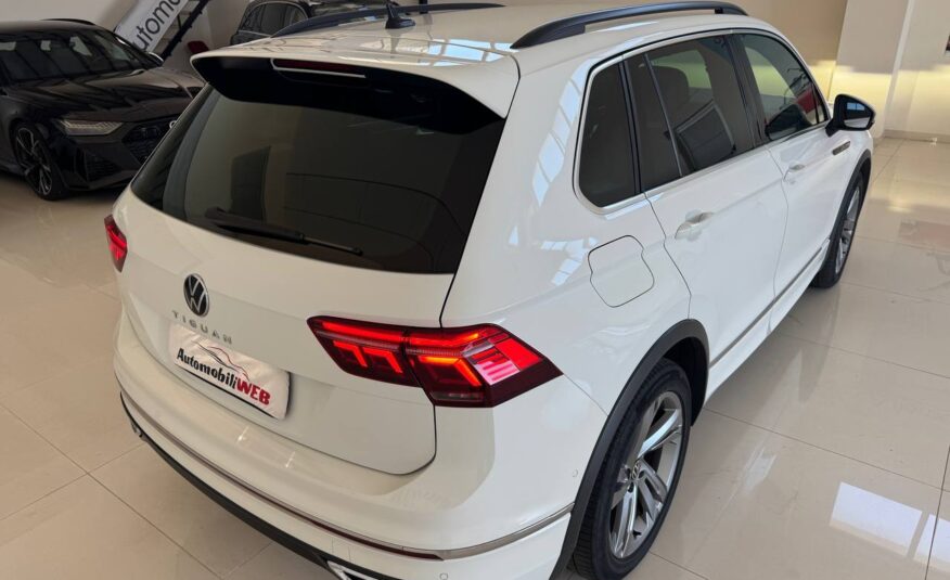 VOLKSWAEN TIGUAN R-LINE
