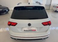 VOLKSWAEN TIGUAN R-LINE
