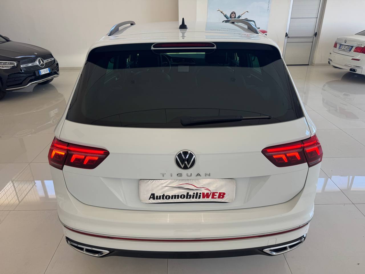 VOLKSWAEN TIGUAN R-LINE