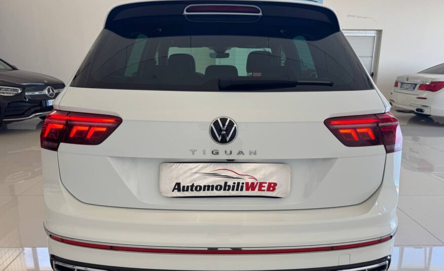 VOLKSWAEN TIGUAN R-LINE