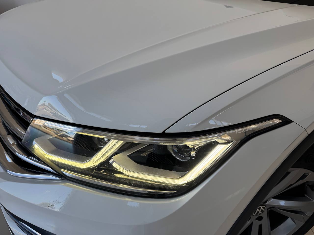 VOLKSWAEN TIGUAN R-LINE