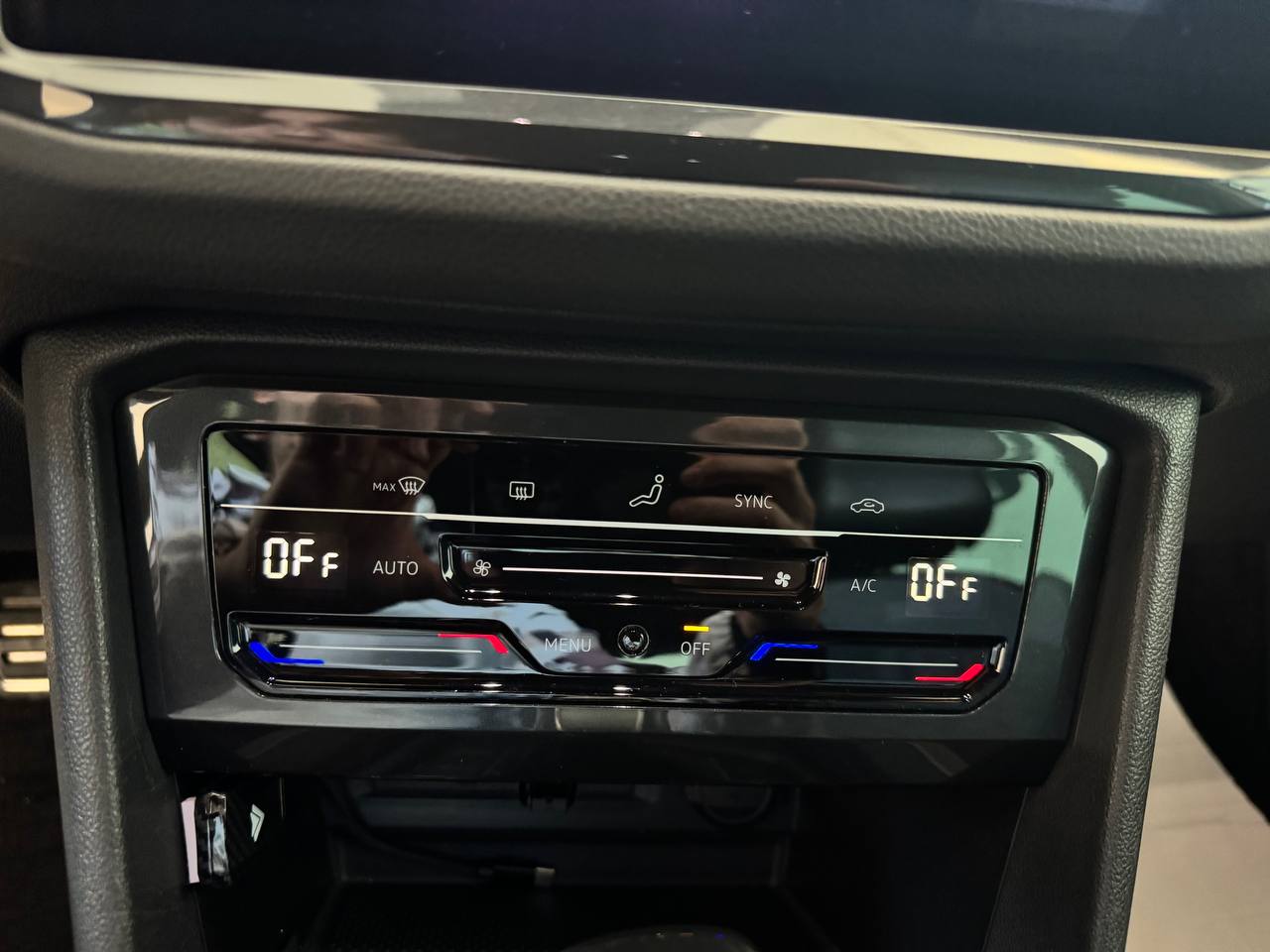 VOLKSWAEN TIGUAN R-LINE