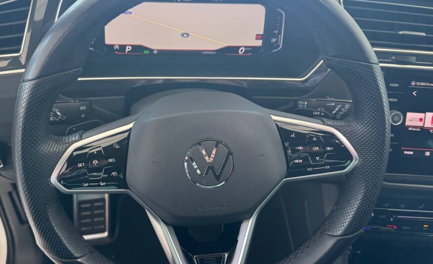 VOLKSWAEN TIGUAN R-LINE