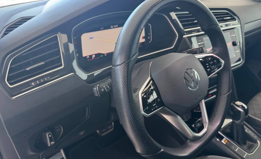 VOLKSWAEN TIGUAN R-LINE