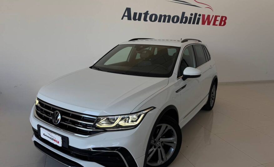 VOLKSWAEN TIGUAN R-LINE