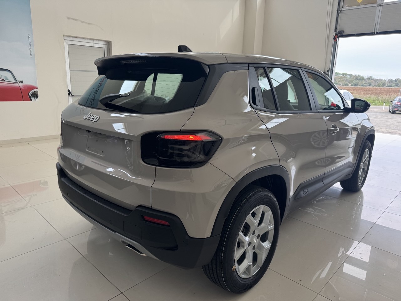 JEEP AVENGER ATTITUDE HYBRID KM.0