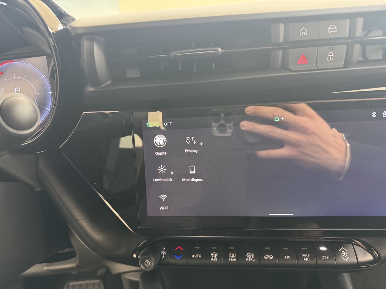 ALFA ROMEO JUNIOR KM.0 HYBRID