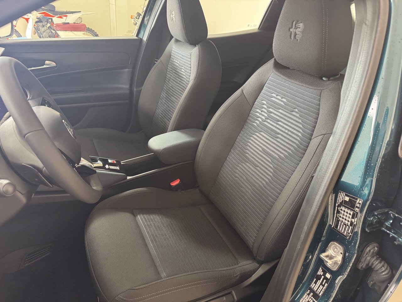 ALFA ROMEO JUNIOR KM.0 HYBRID