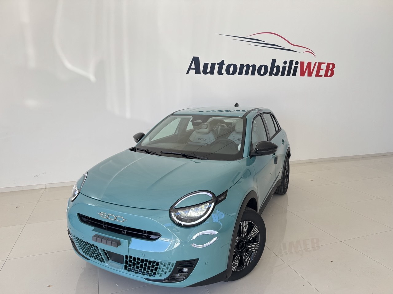 FIAT 600 HYBRID 1.2 110