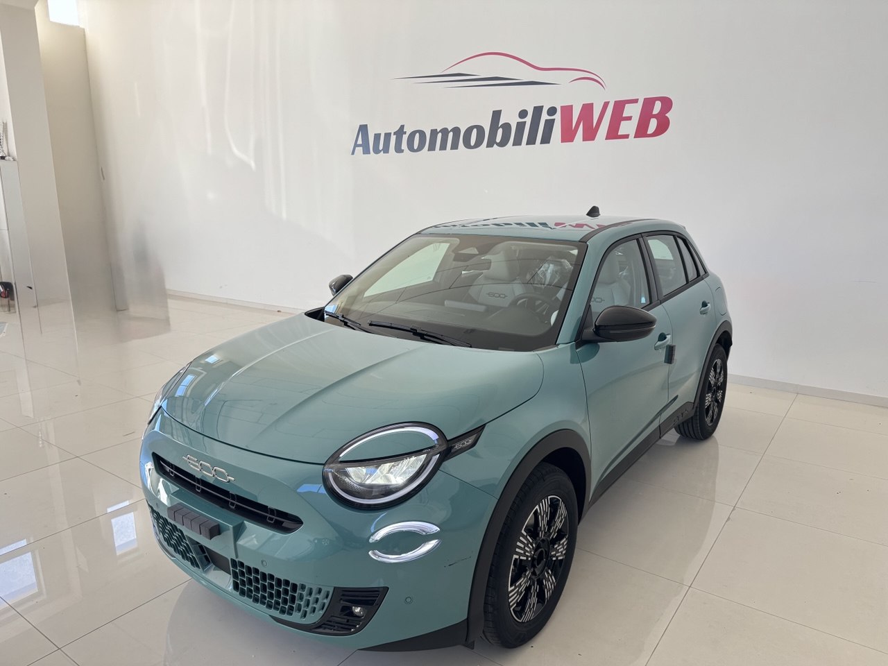 FIAT 600 HYBRID 1.2 110