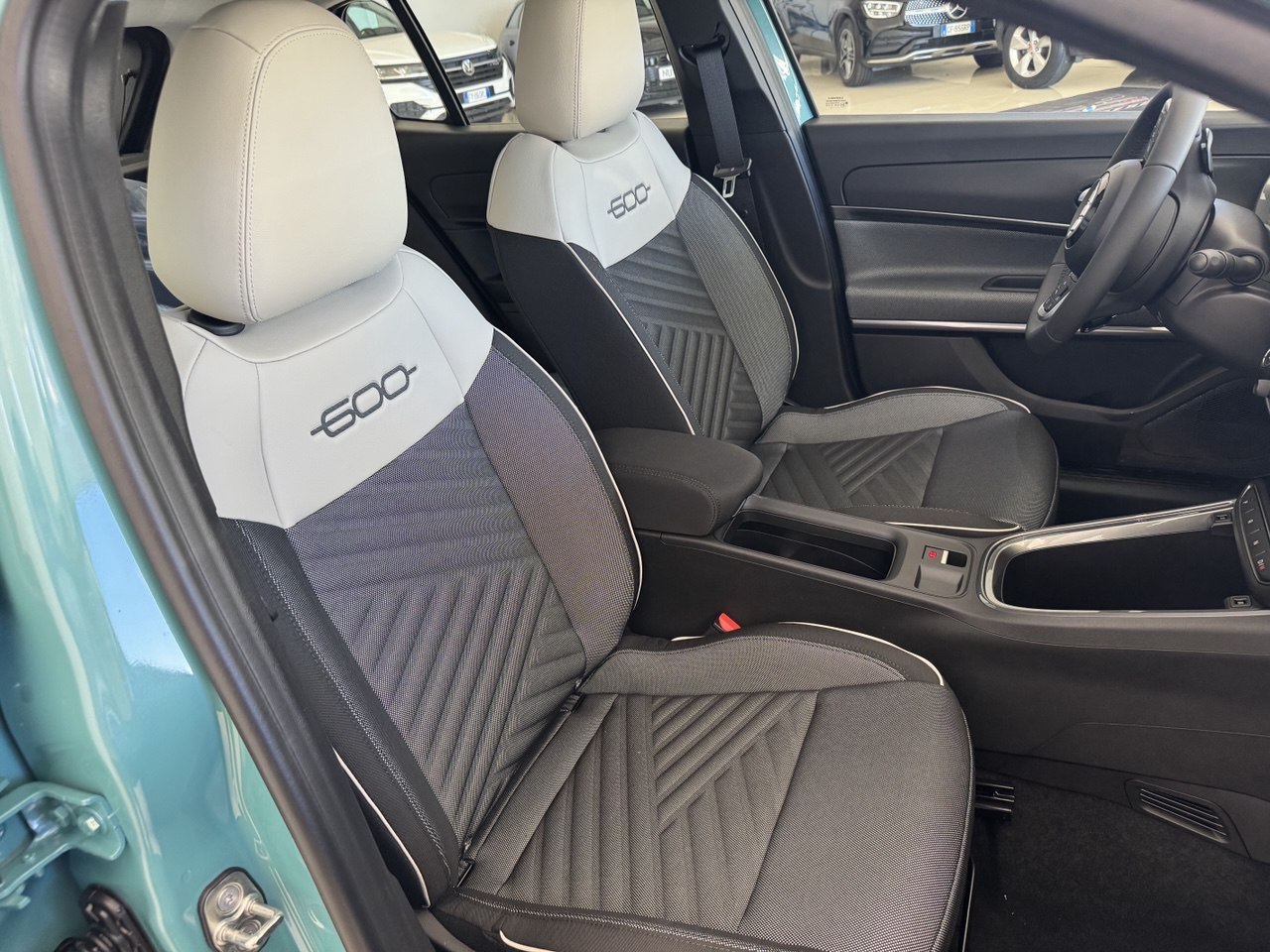 FIAT 600 HYBRID 1.2 110