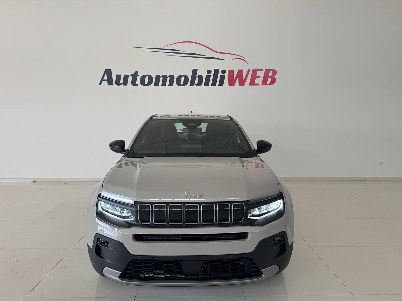 JEEP AVENGER ATTITUDE HYBRID KM.0