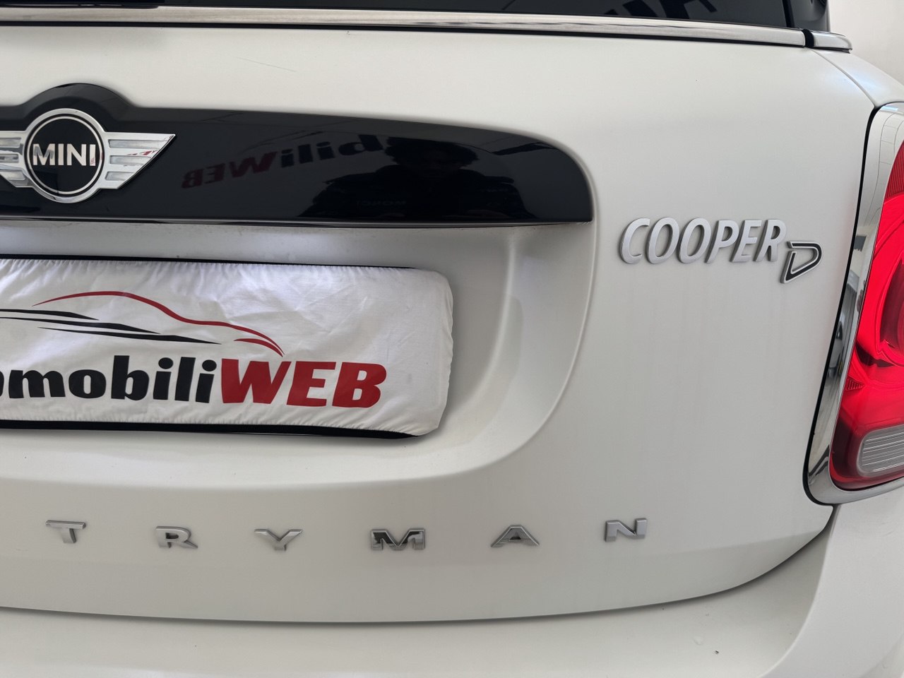 MINI COOPER D COUNTRYMEN