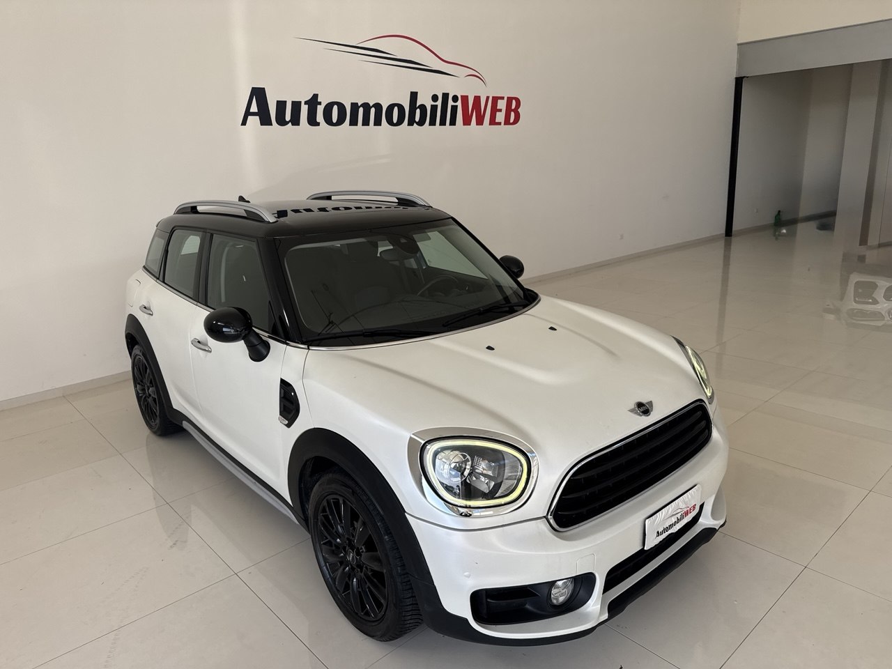 MINI COOPER D COUNTRYMEN