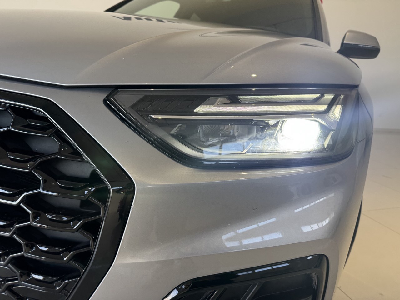 AUDI Q5 SP 40 MHEV S-LINE IDENTITY BLACK