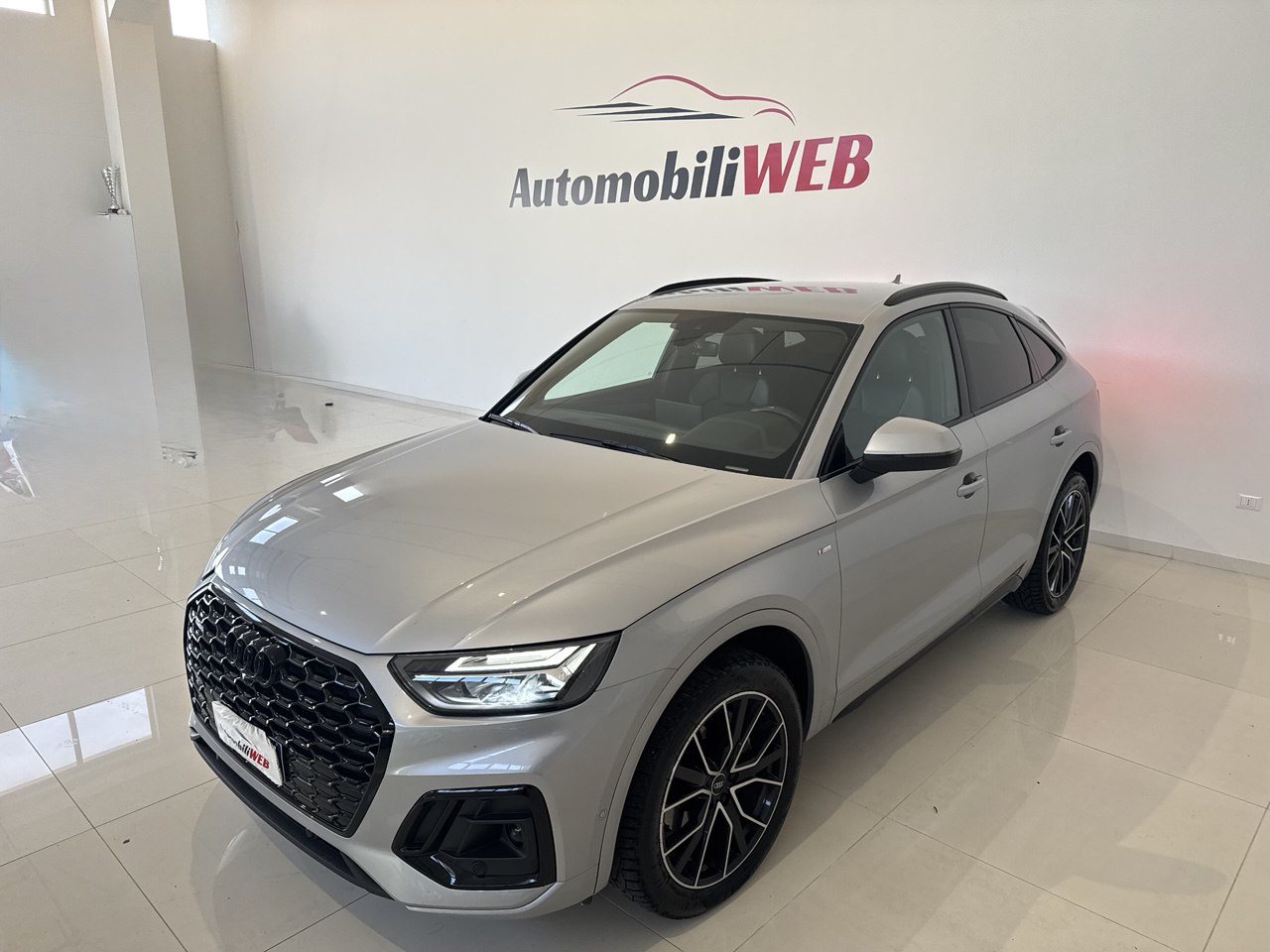 AUDI Q5 SP 40 MHEV S-LINE IDENTITY BLACK