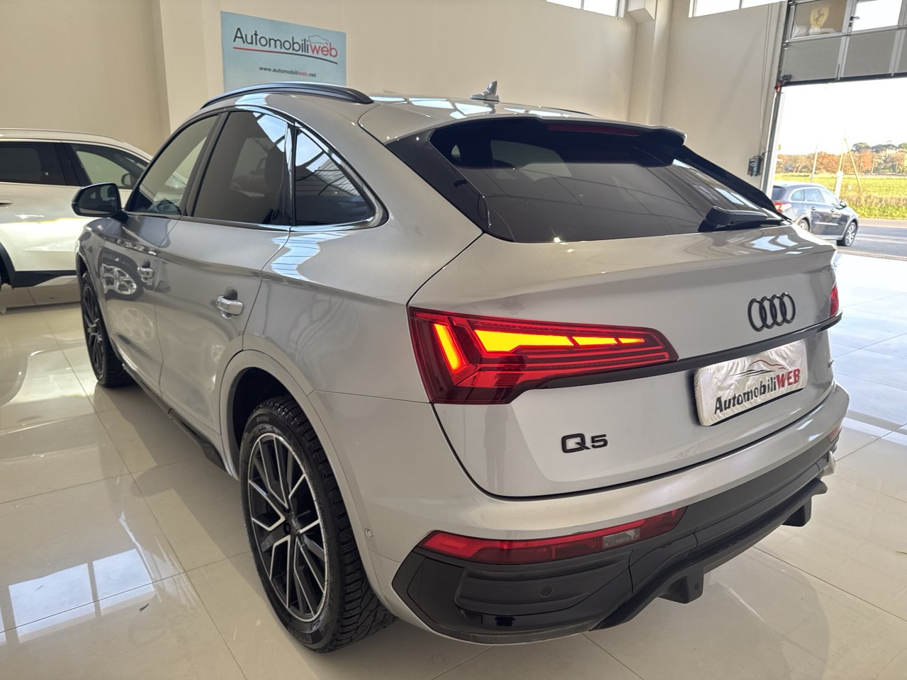 AUDI Q5 SP 40 MHEV S-LINE IDENTITY BLACK