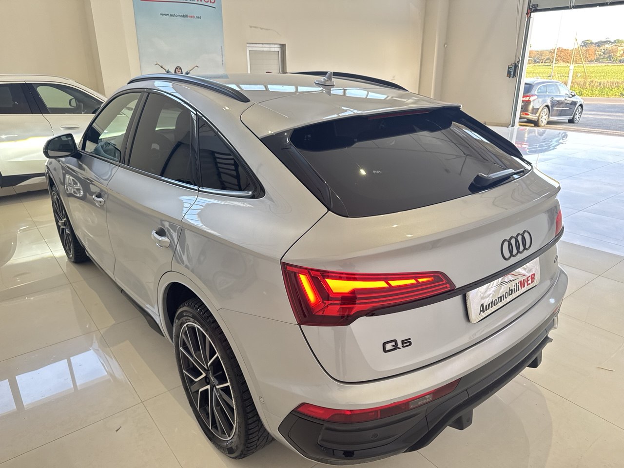 AUDI Q5 SP 40 MHEV S-LINE IDENTITY BLACK