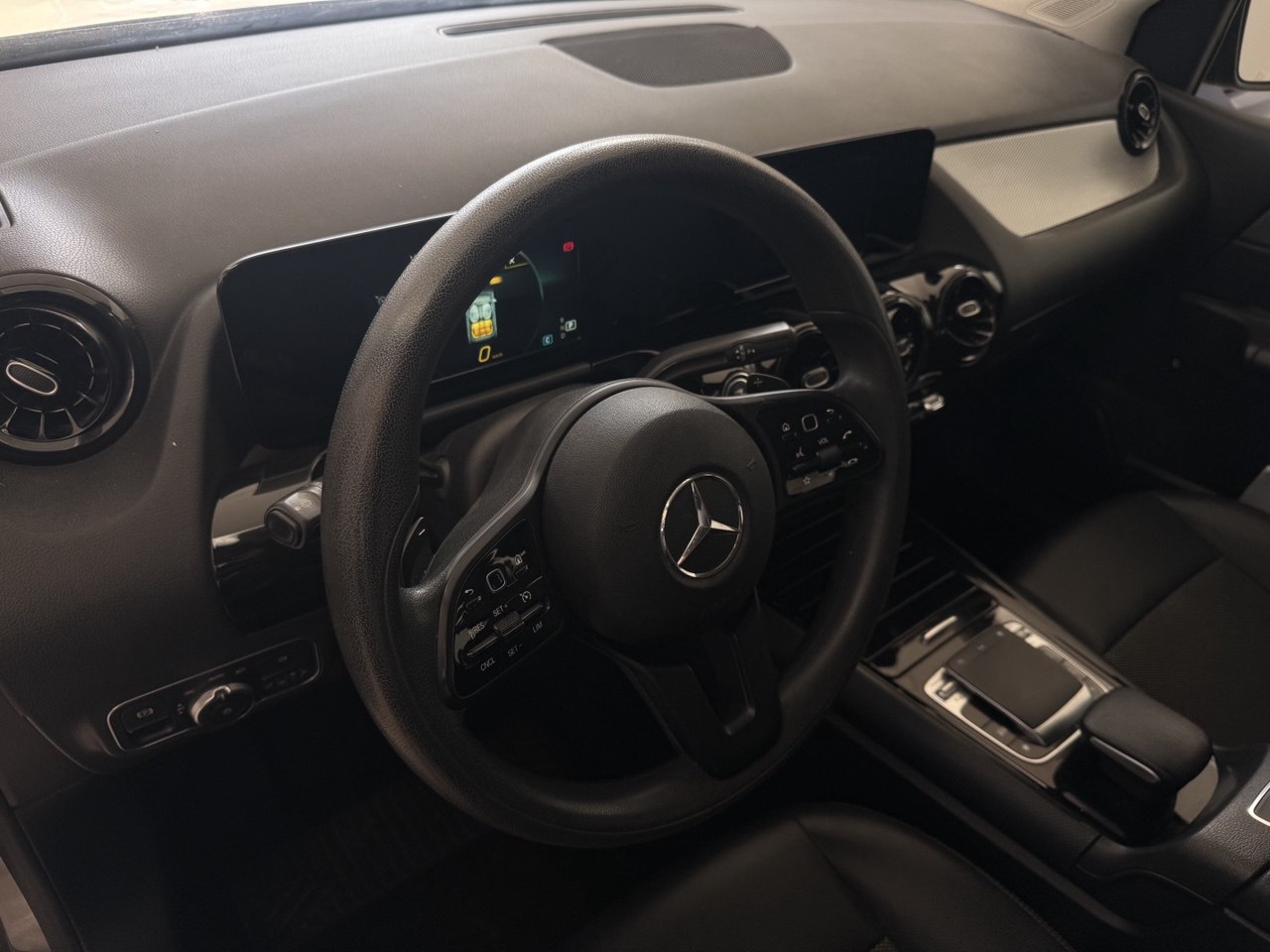 MERCEDES B180 AUTOMATIC