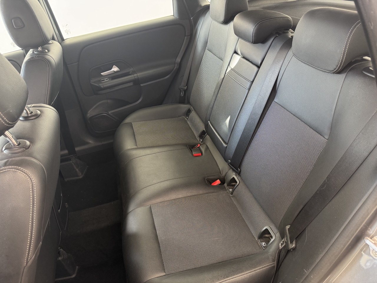 MERCEDES B180 AUTOMATIC